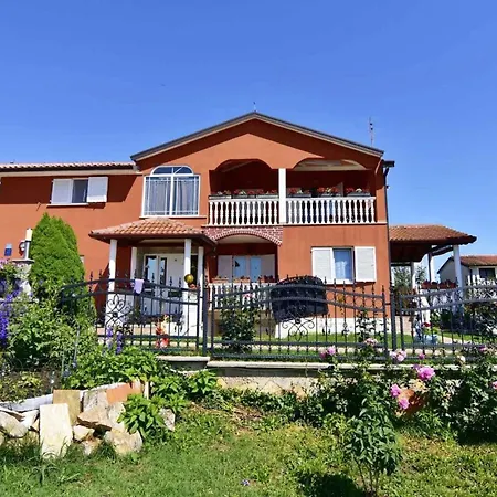Countryside Oasis In Valica Umago