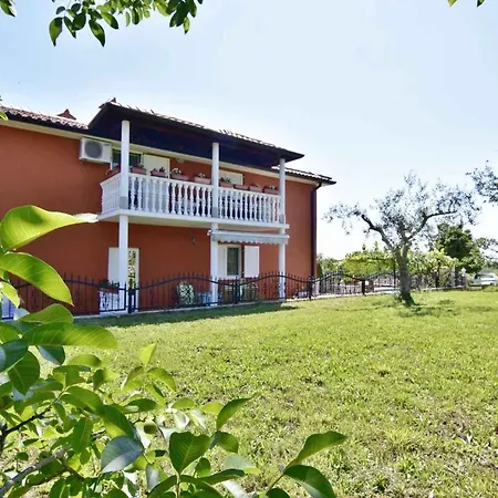 Countryside Oasis In Valica Umag